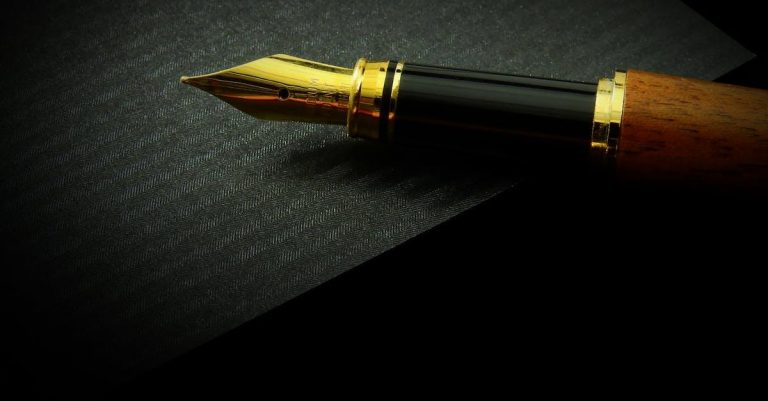 Personliggør dine kuglepenne med logo – Gode tips til at matche dit brand